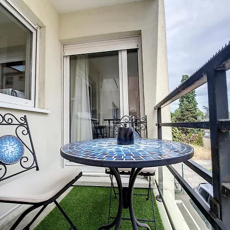 Neuf - Tram - Parking - Appartement